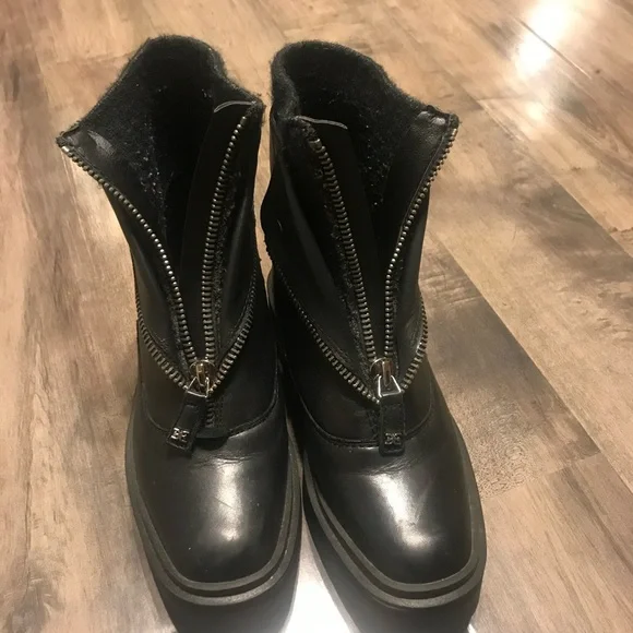 SAM EDELMAN Linds Layered Bootie - Picture 6 of 7